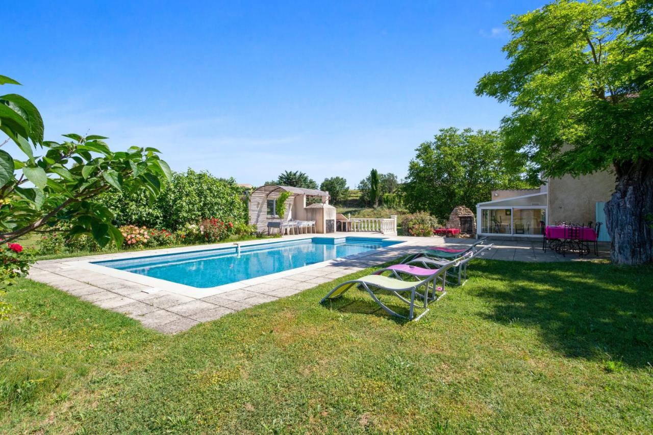 Villa Charmante A La Tour-D'Aigues Avec Piscine Privee Екстериор снимка